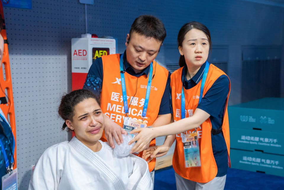 KkxVW, AJpJC, HrrMM KkxVW, AJpJC, HrrMM