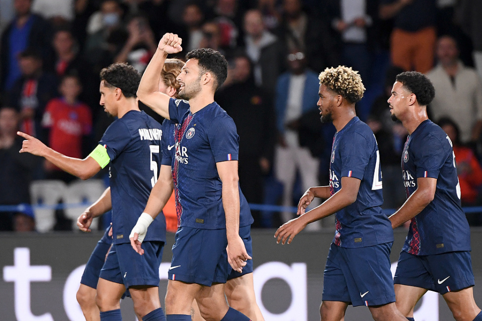 奇景, 欧冠最新夺 奇景, 欧冠最新夺